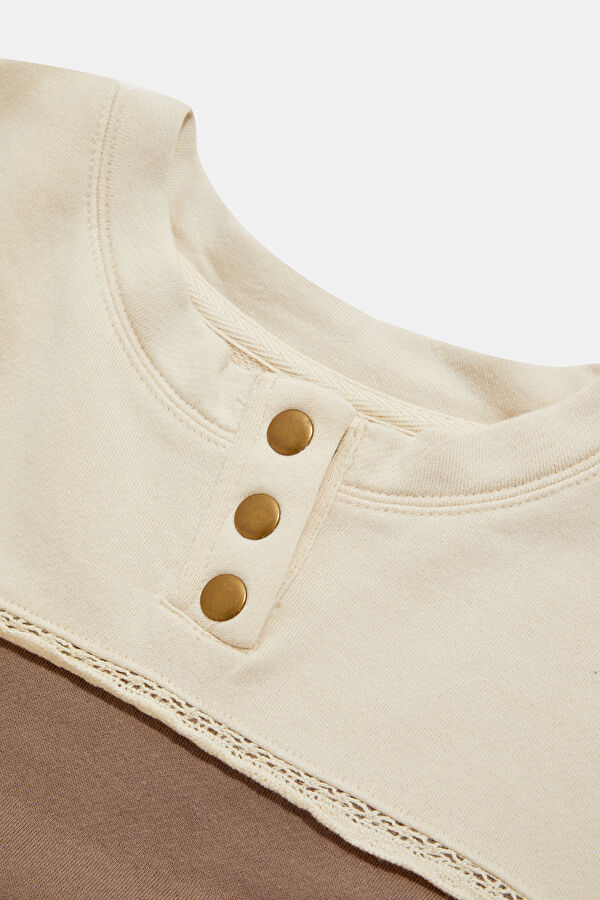 Krem Polo Yaka Kadın Sweatshirt 3
