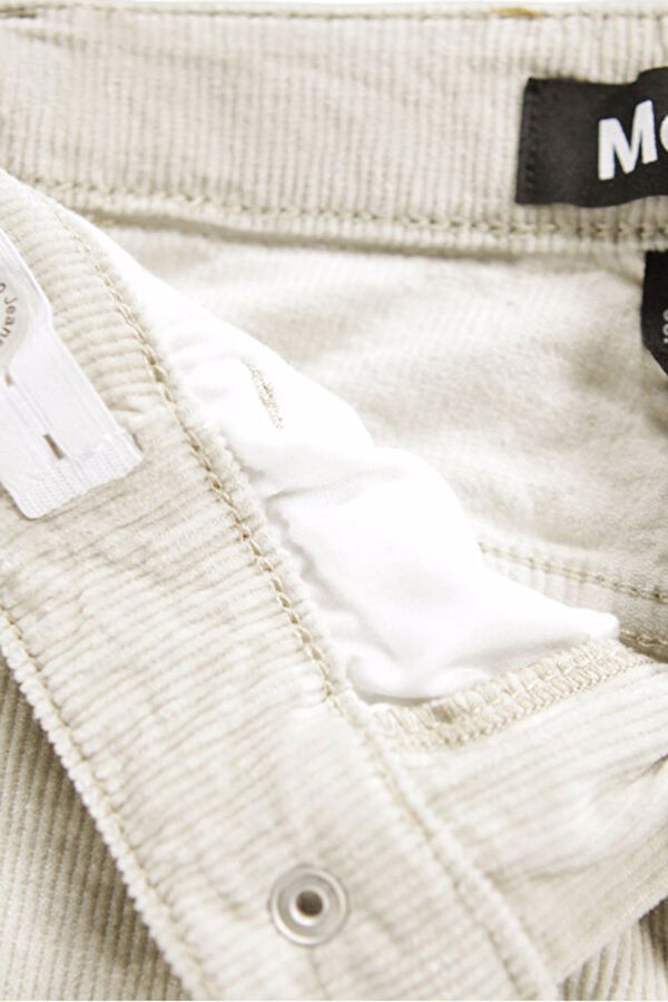 Light Gray Pants 3