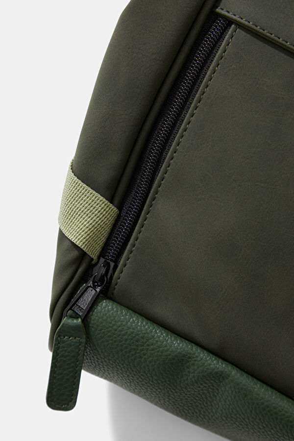 Adventurer Vegan Nubuck Busan Dark Green Bag 7