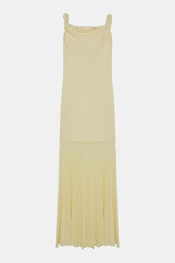 Light Yellow Dress 2