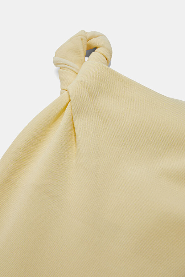 Light Yellow Dress 3