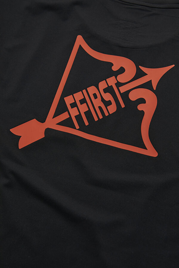 Black Men's T-Shirt 4