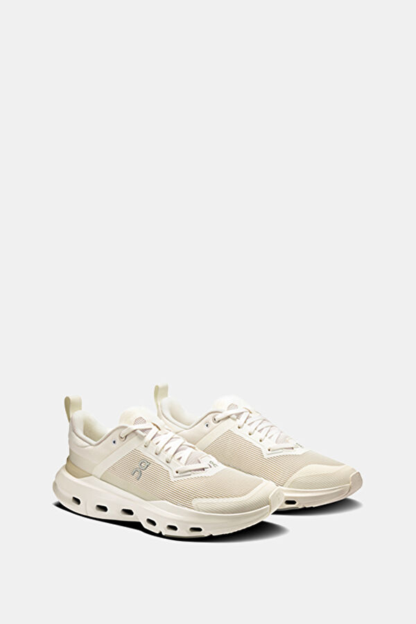 Cloudpulse Next White Women's Sneakers 6