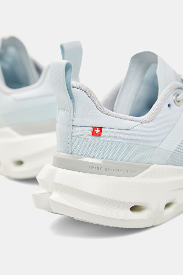Cloudpulse Next White Women's Sneakers 5
