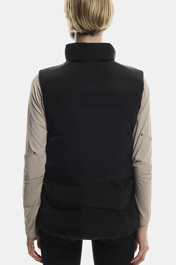 All-Day Puffer Siyah Kadın Yelek 3