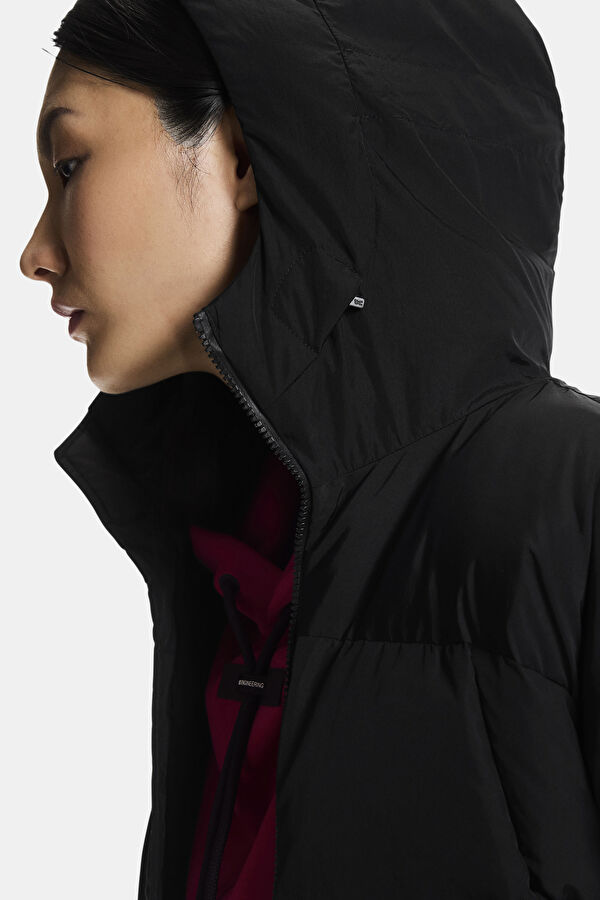 All-Day Puffer Siyah Kadın Mont 9