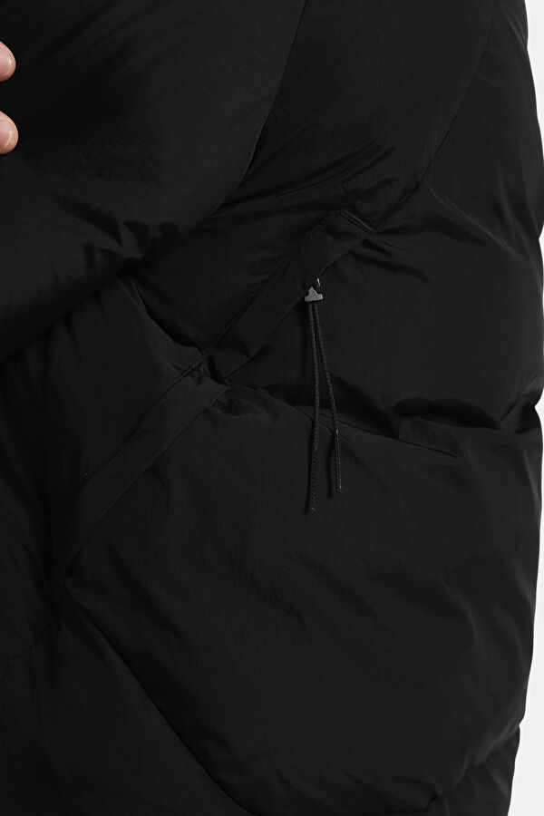 All-Day Puffer Siyah Kadın Mont 11