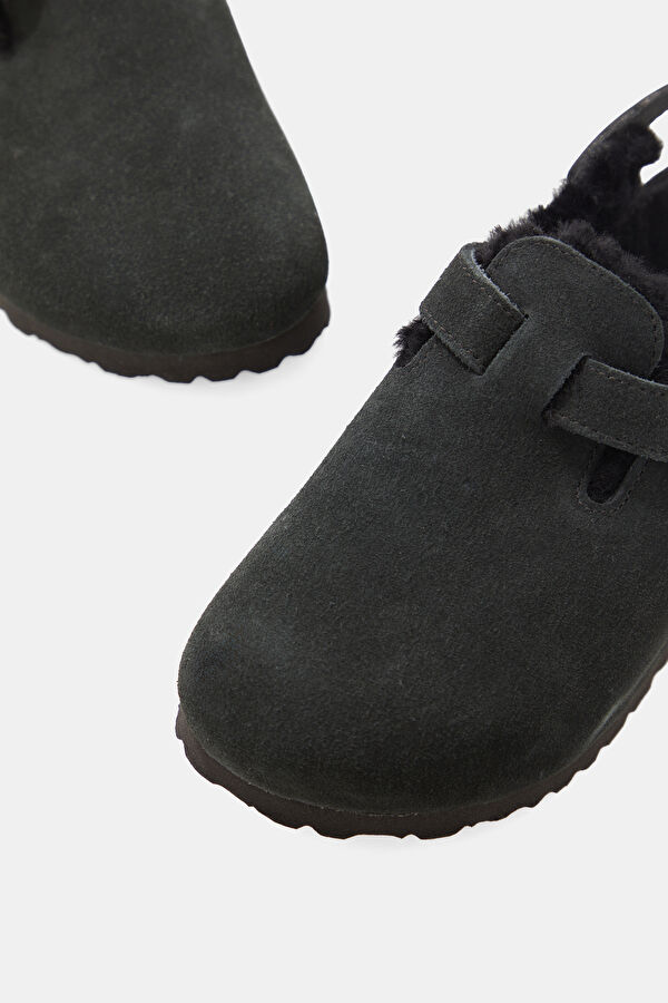 Tokio Vl Shearling Black Women's Slippers 4