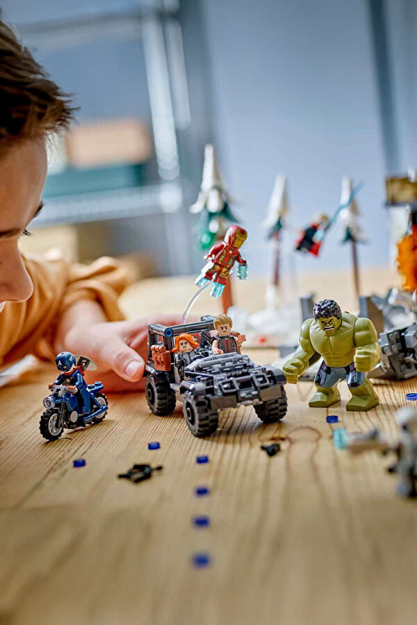 Marvel Avengers Assemble: Ultron Çağı 76291 12