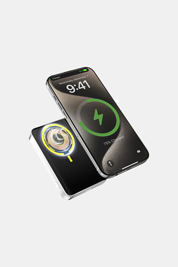 Magnetic Gaming Powerbank 5000 mAh 6