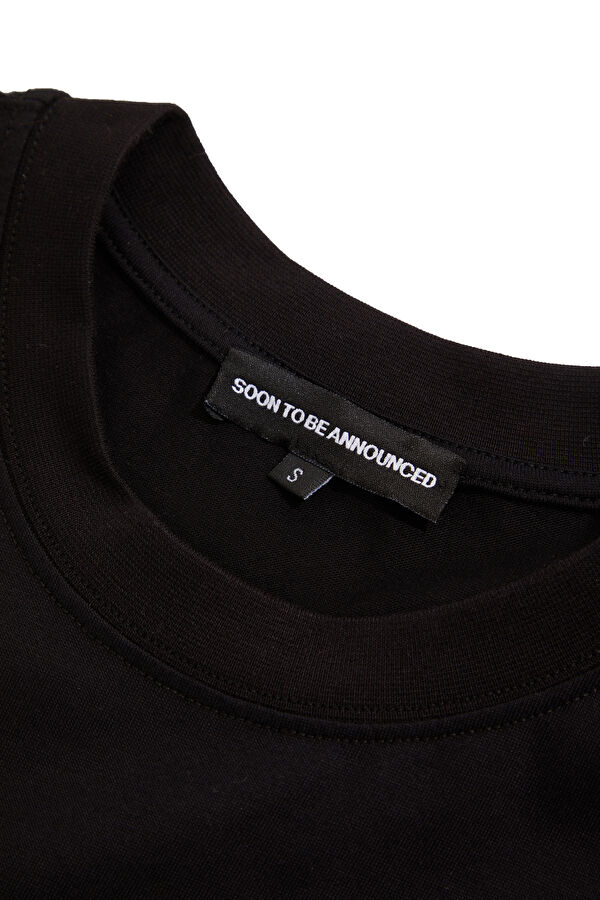 Black Basic / round neckline Printed Tshirt 3