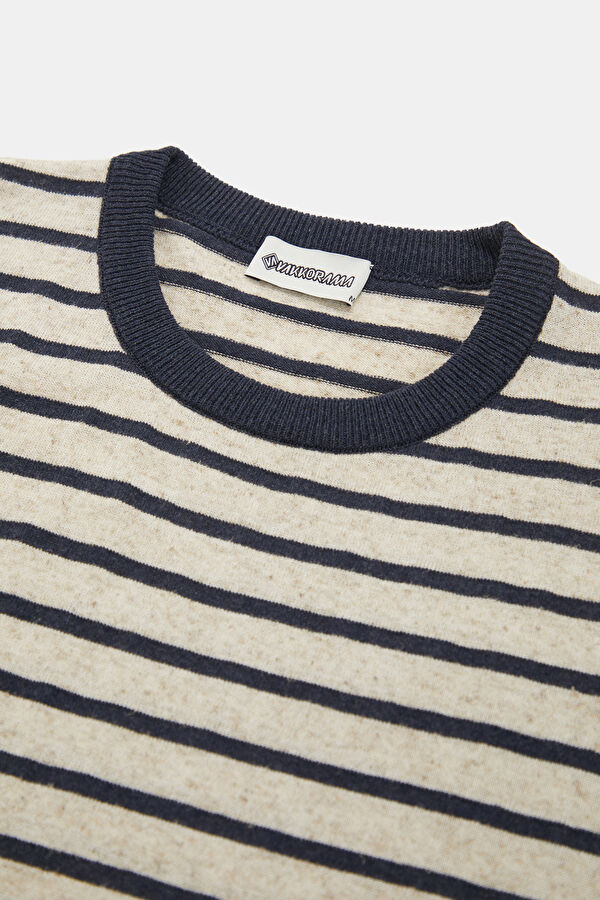 Natural Crew Neck Striped Pattern Men's T-Shirt 3