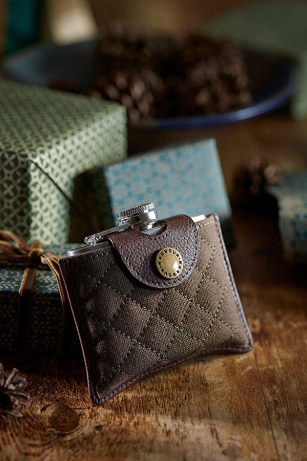 Quilted Padbury Flask 3