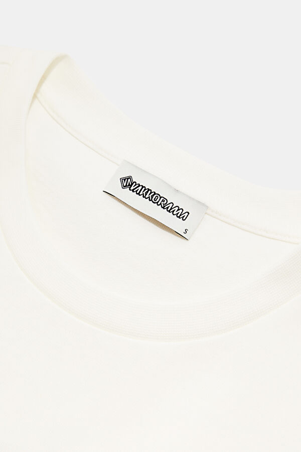 Ecru Crew Neck Printed T-Shirt 3