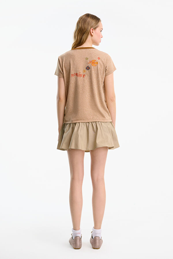 Bej Desenli Kadın T-Shirt 2