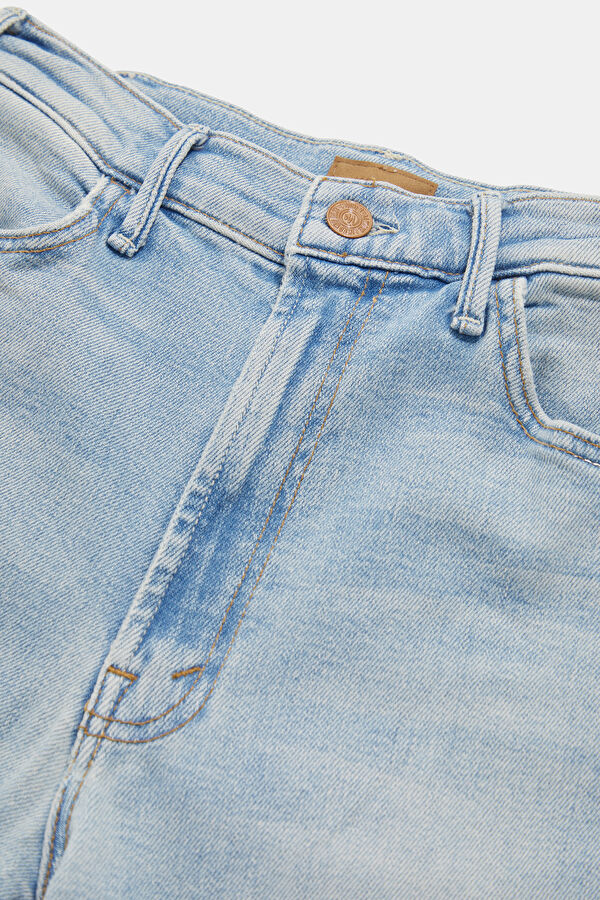 Light Blue Wide Leg Jeans 3