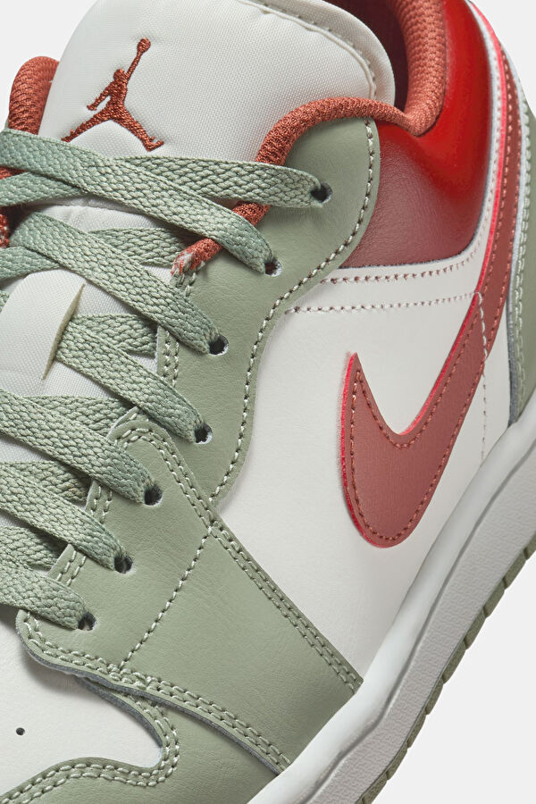 Air Jordan 1 Low Koyu Kum Erkek Spor Ayakkabı 8
