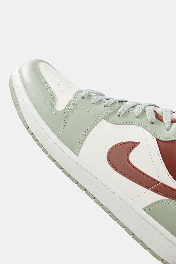 Air Jordan 1 Low Koyu Kum Erkek Spor Ayakkabı 5
