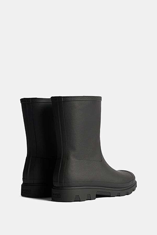 Downpour Short Insulated Black Women's Boots 3