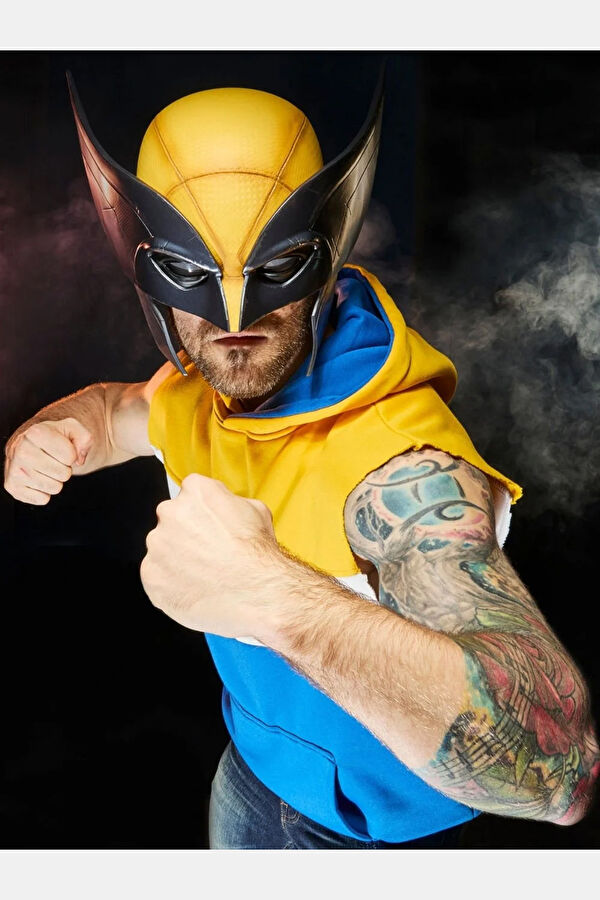Marvel Legends Wolverine Premium Maske 8
