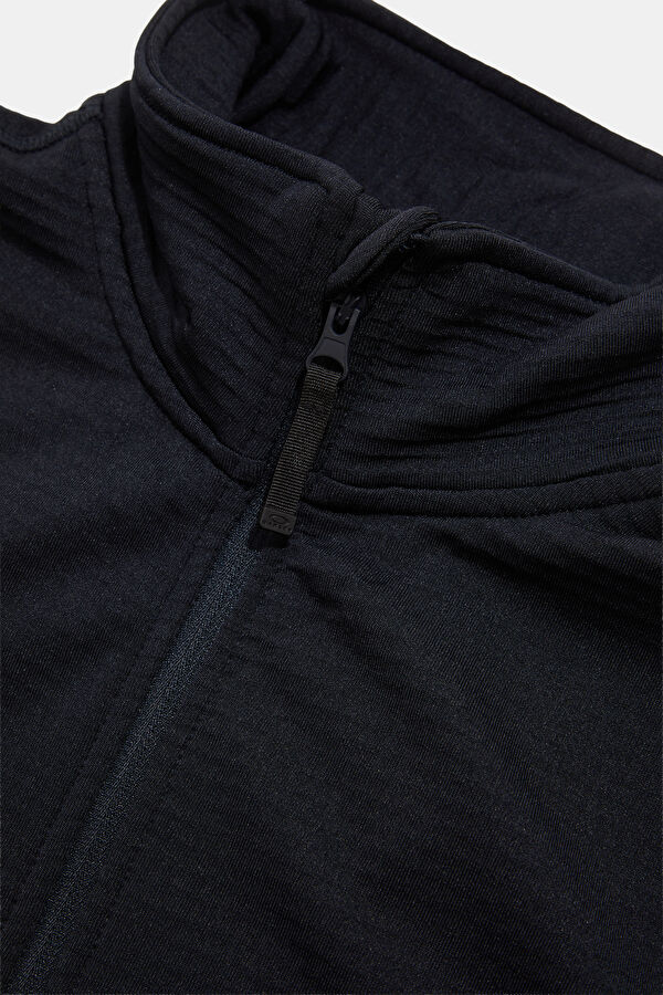 Black Zip-Up Women's Jacket 3