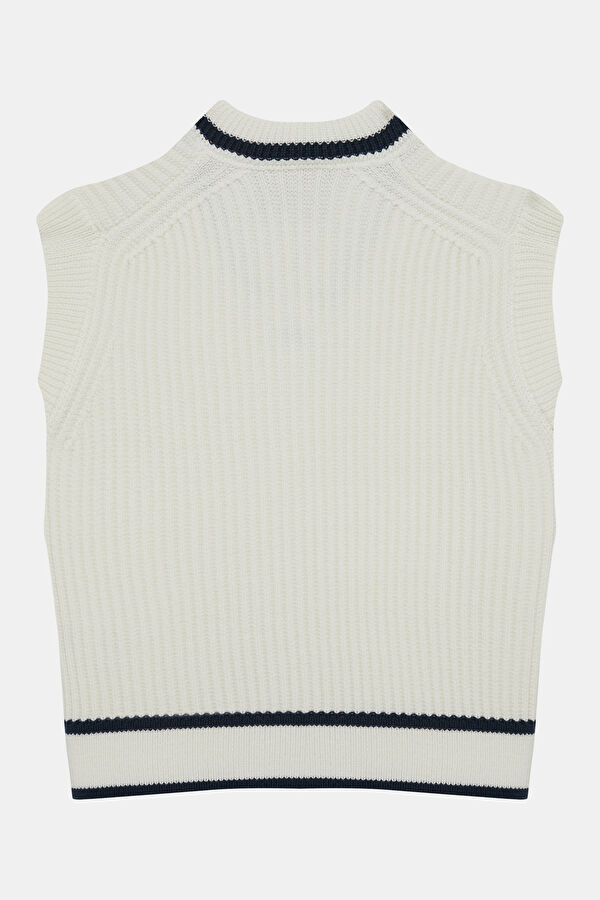 Ecru Sleeveless Kids' Blouse 2