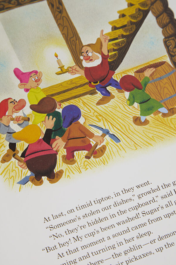 Walt Disney’S Children’S Classics 1937–1953 7
