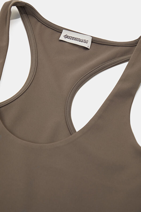 Brown Sleeveless Women's Blouse 3
