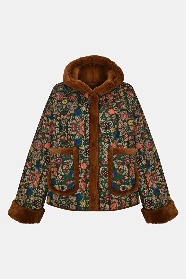 Women's Jacket with Cinnamon Pattern