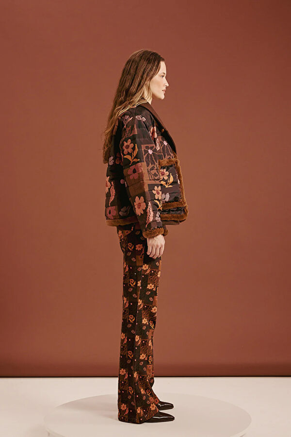 Women's Straight Pants with Brown Pattern 3