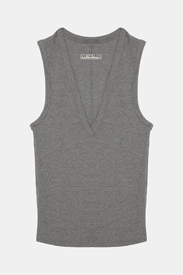 Gri V Yaka Kadın T-Shirt