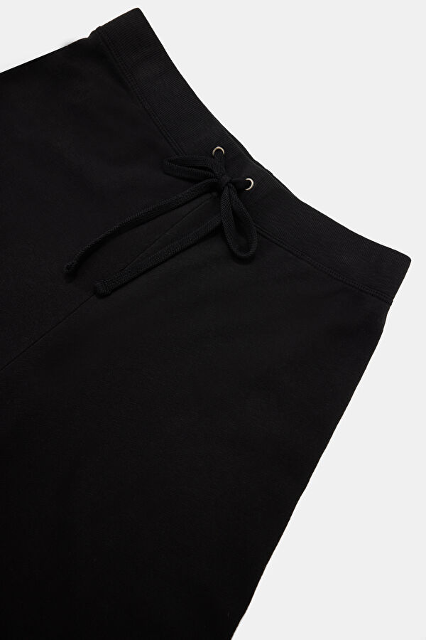Black Women's Sports Pants 3