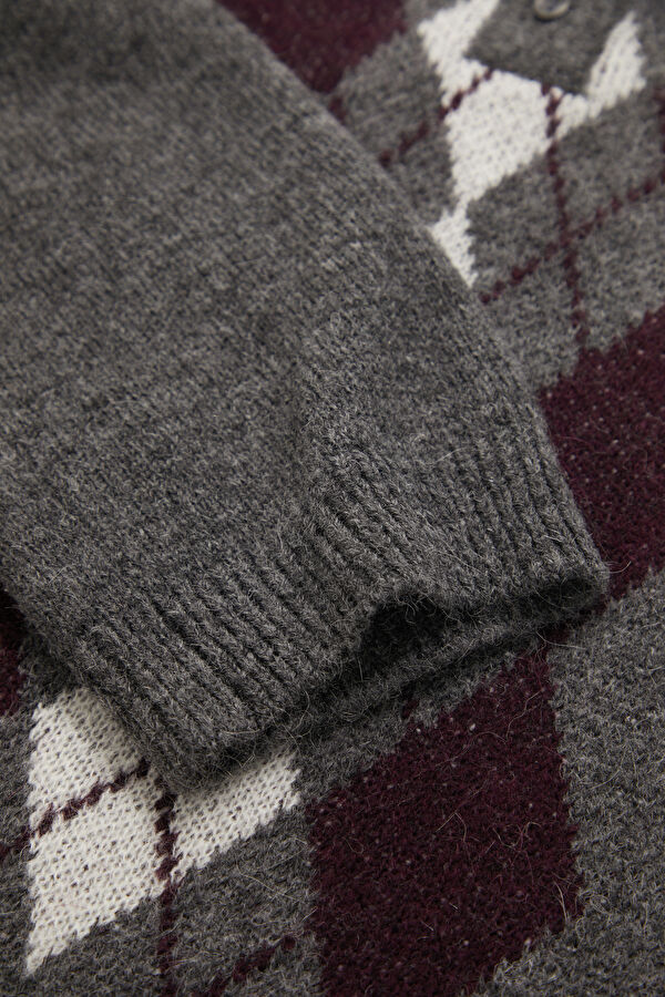 Gray Melange Plaid Women's Sweater 5