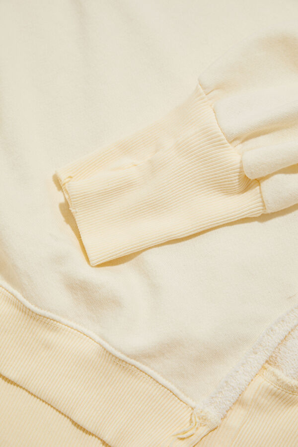 Krem Kadın Sweatshirt 5
