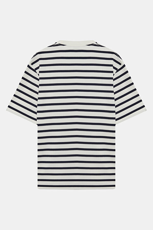 Relax Kalıp Beyaz Bisiklet Yaka Çizgili Erkek T-Shirt 2