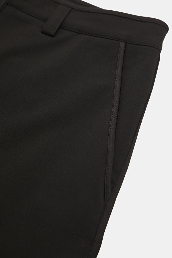 Relax Fit Black Wide Leg Men's Trousers 4