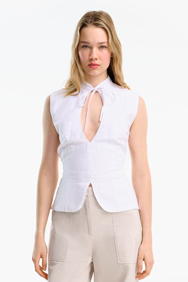 White Sleeveless Women's Blouse
