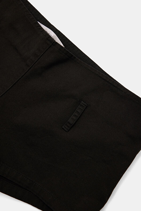 Black Women's Shorts 6