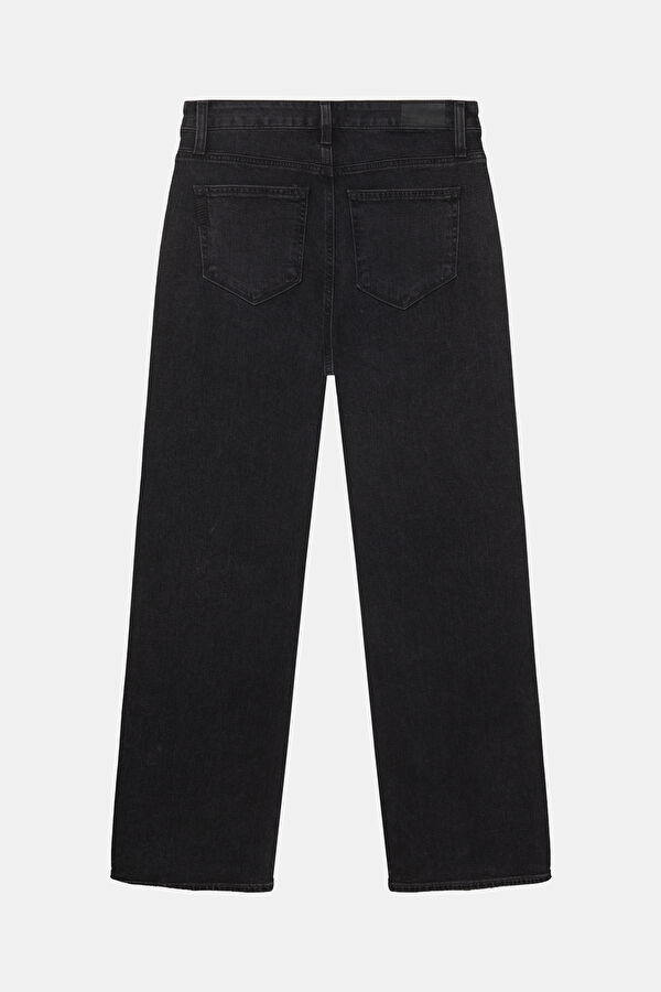 Black Women's Jeans 2