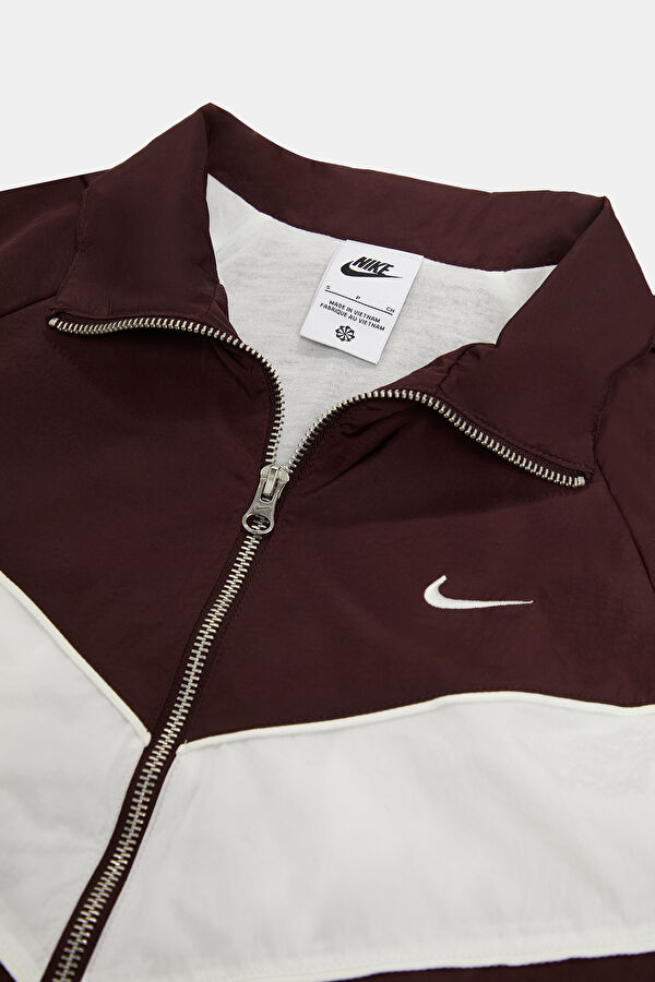 Windrunner Burgundy Women's Jacket 3