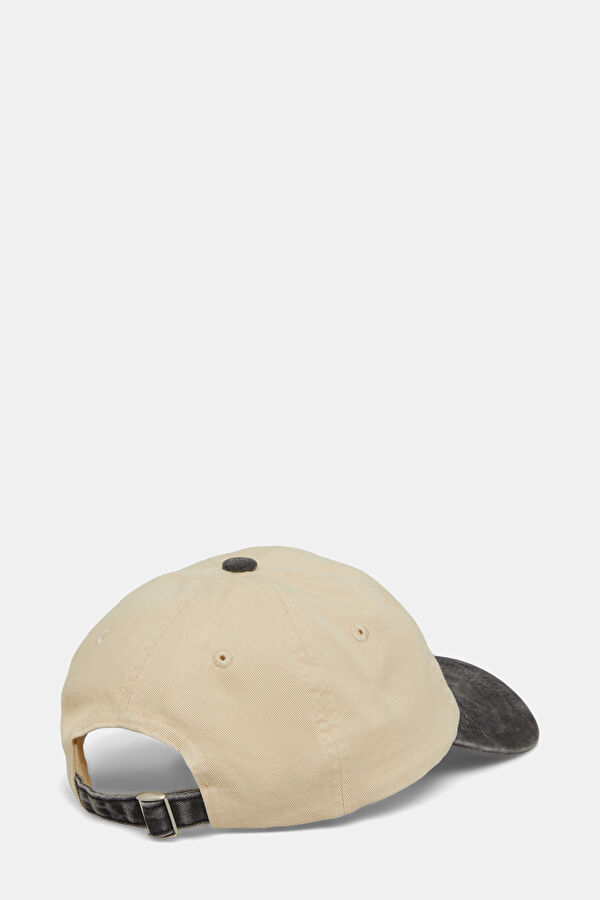 Beige Embroidered Hat 2
