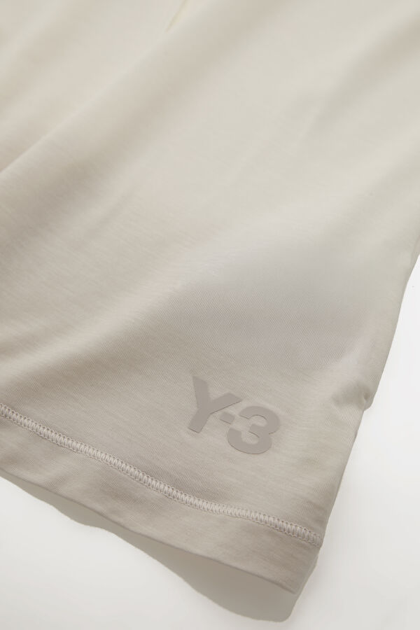 Beyaz V Yaka Kadın T-Shirt 4