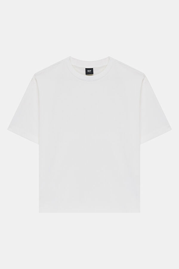 Beyaz O Yaka Kadın T-Shirt 4
