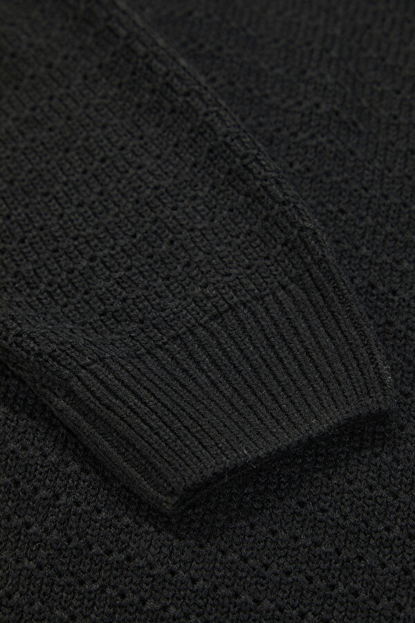 Black Knitted Wool Women's Sweater 5