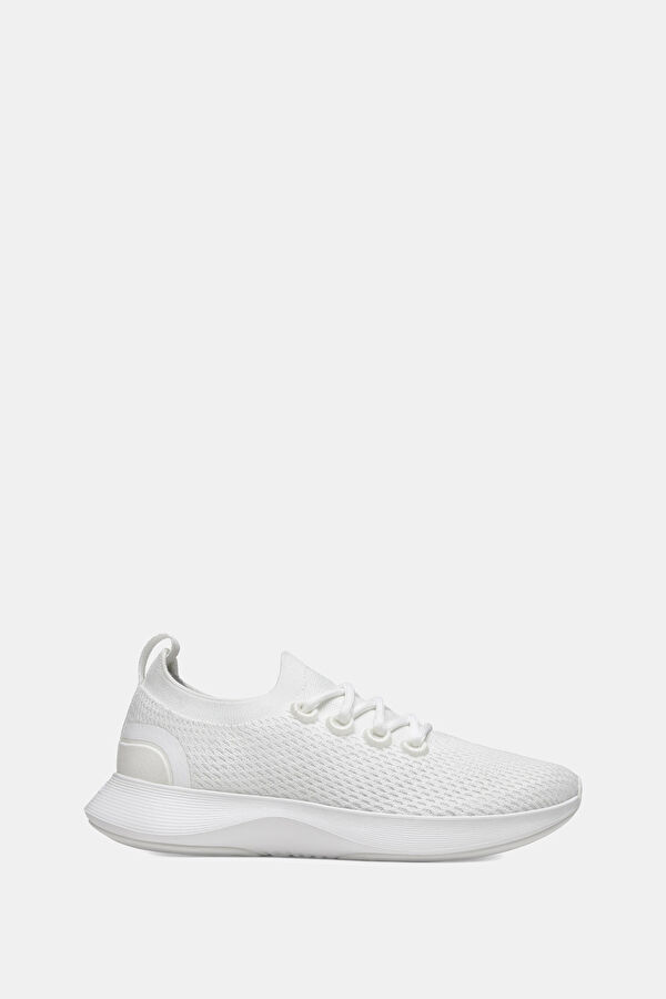 Dasher NZ White Men's Sneakers
