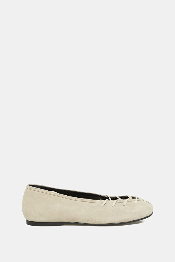 Bumi Suede Leather Krem Kadın Babet