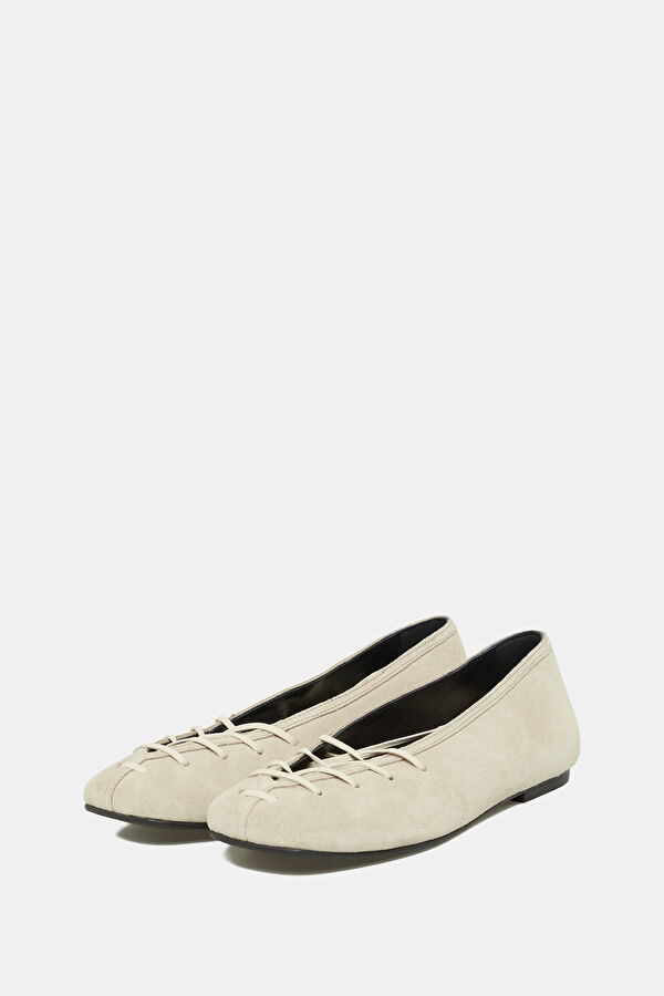 Bumi Suede Leather Krem Kadın Babet 2