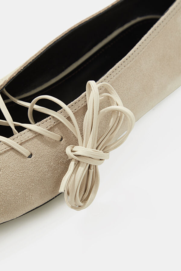 Bumi Suede Leather Krem Kadın Babet 6