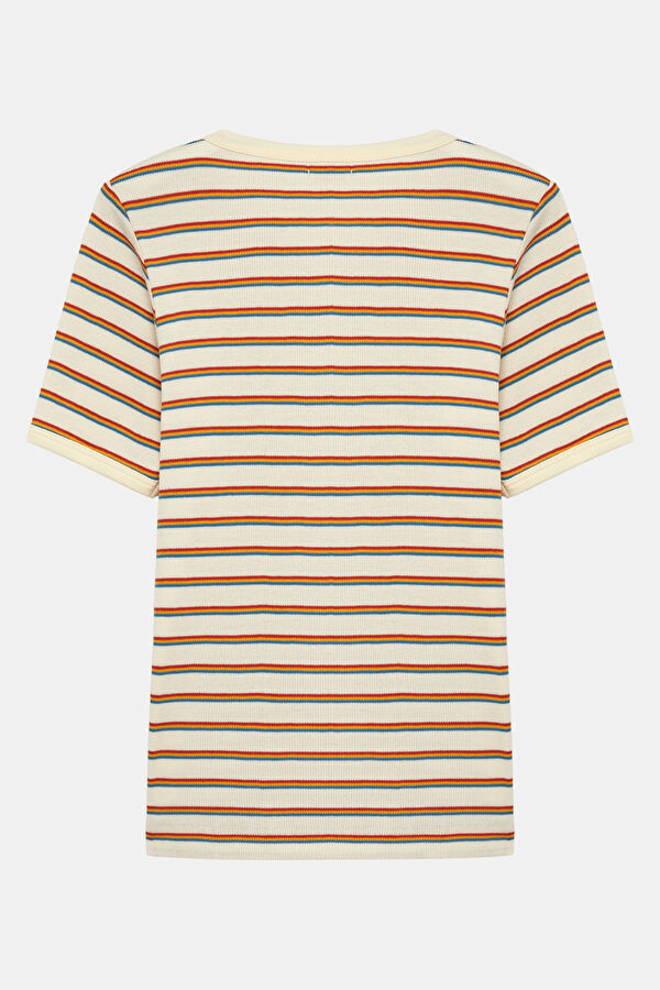 Ekru O Yaka Çizgili Desenli Kadın T-Shirt 2