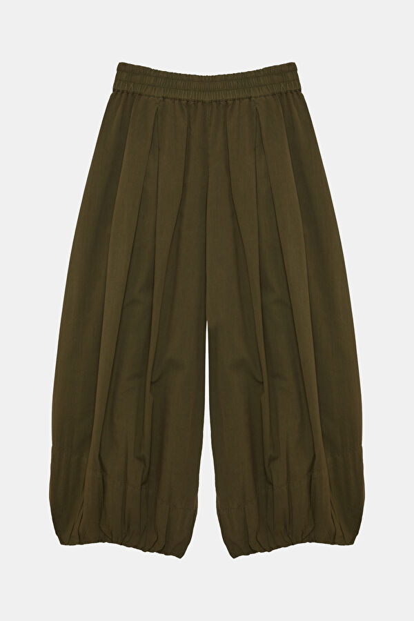 Relax Fit Khaki Skinny Leg Women's Pants 2